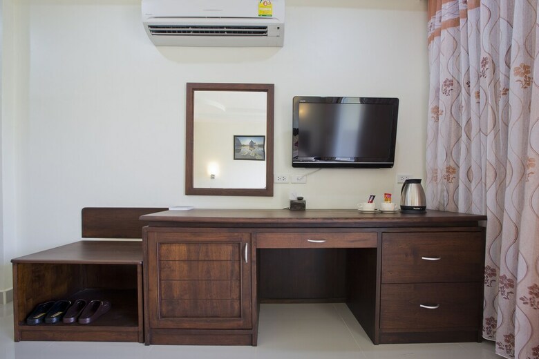 Araya Hotel