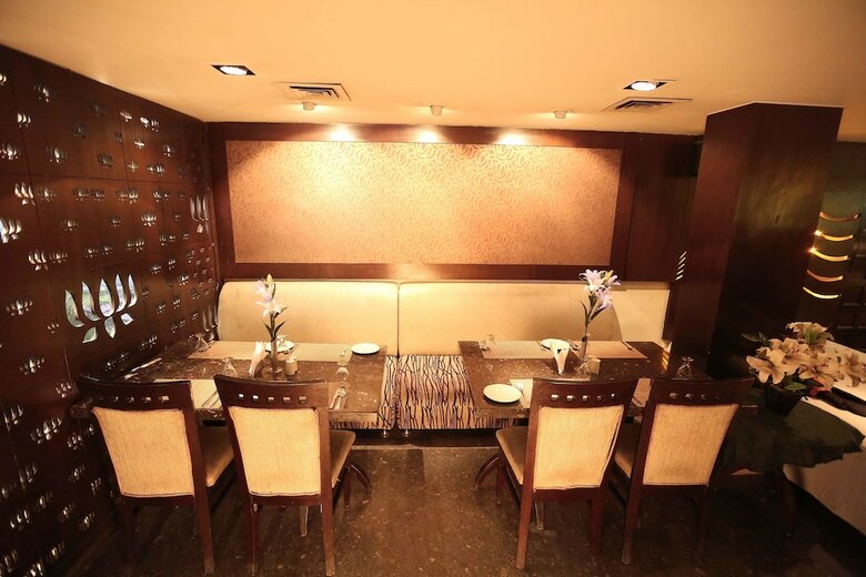 Hotel Shanti Palace