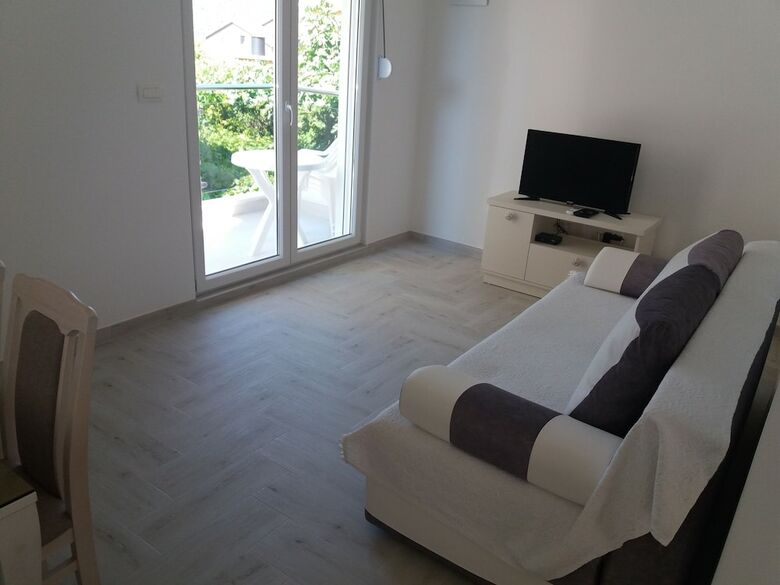 Hera Apartments