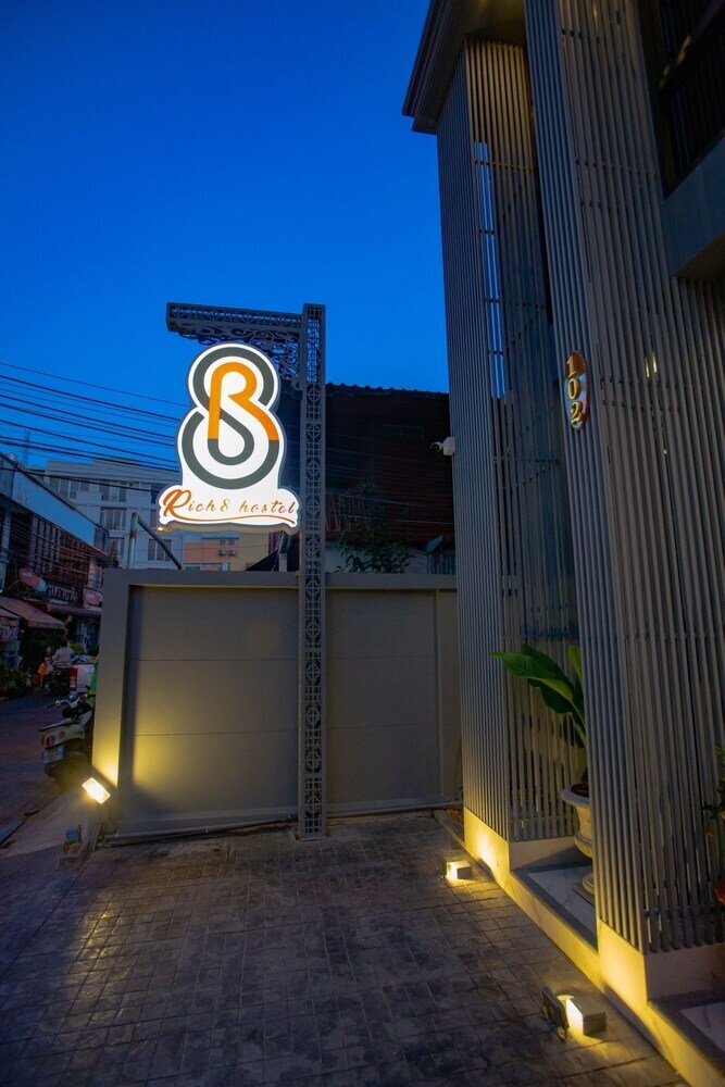 Hostal Rich8 Hostel