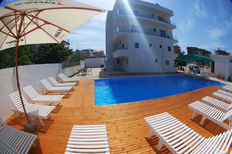 Hotel Kuburi