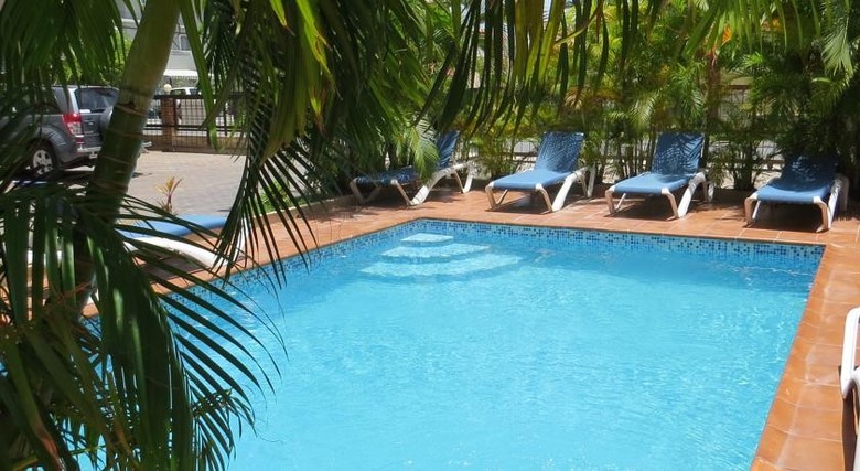 Hostal Bavaro Hostel