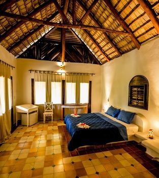 Hotel Costa Las Ballenas