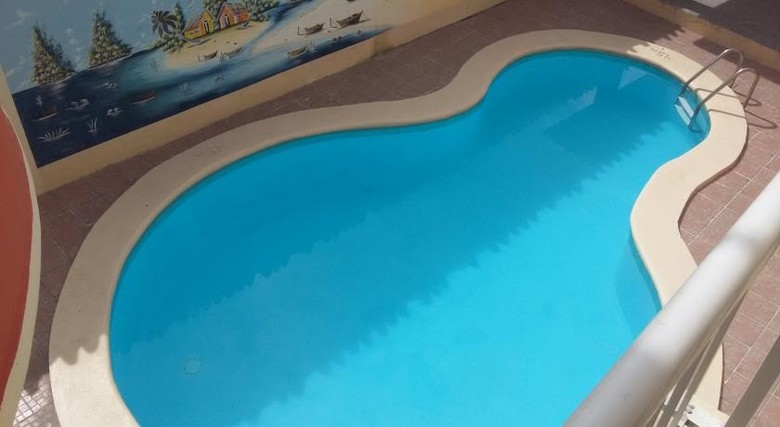 Aparthotel Lirio Cala