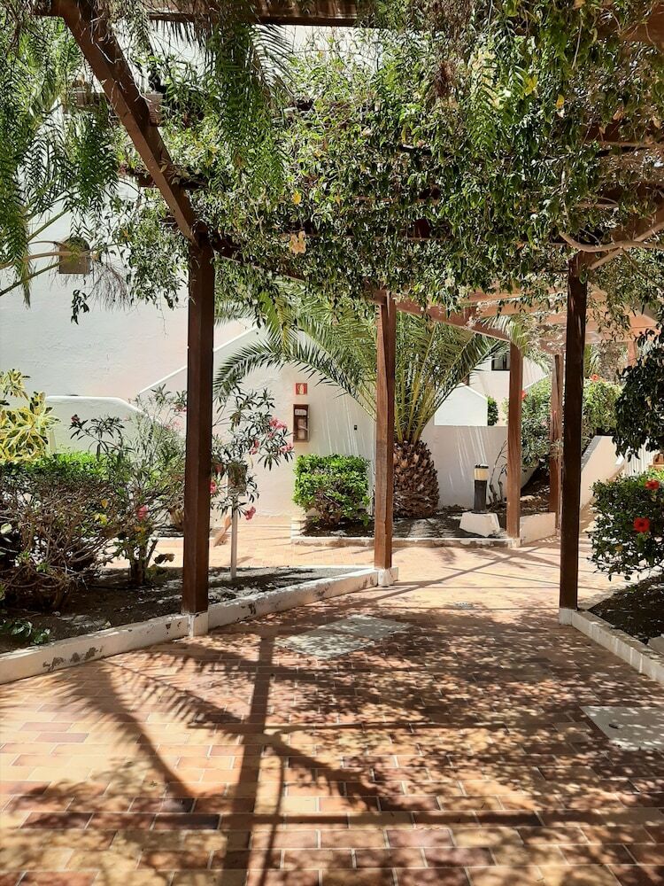 Apartamentos Residencial Teguisol