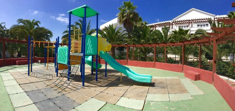 Apartamentos Residencial Teguisol