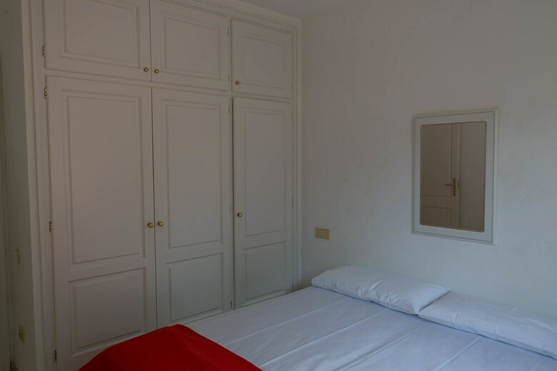 Apartamentos Sa Nau