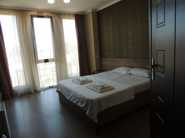 Hotel Batomi