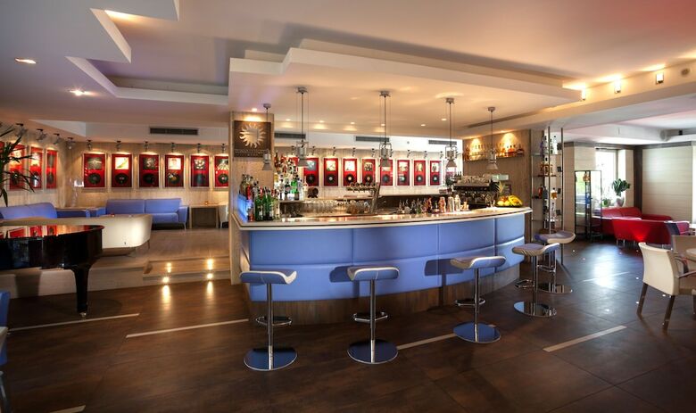 Hotel Continental - Tonellihotels