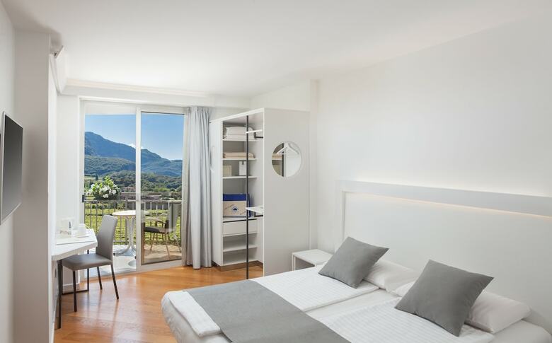Hotel Continental - Tonellihotels