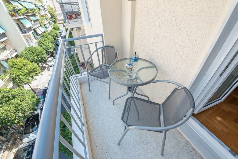 Comfy Apartment In Acropolis Area