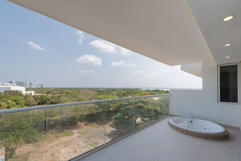 Apartamentos Martinique By Nomad Guru