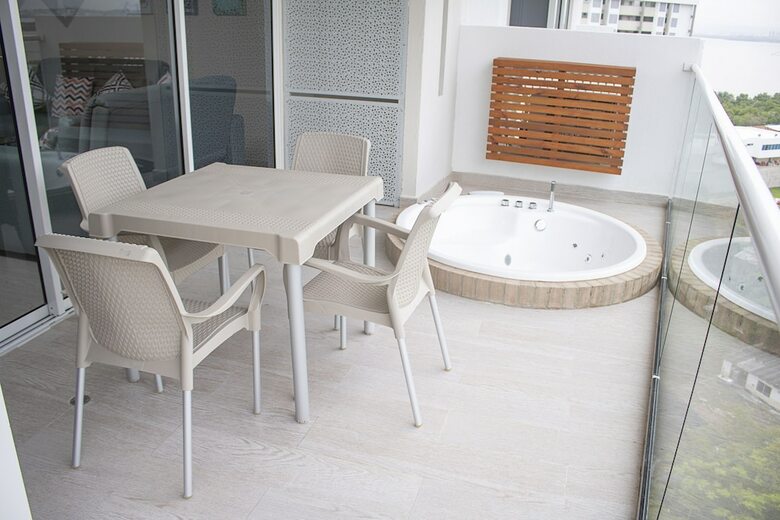 Apartamentos Martinique By Nomad Guru