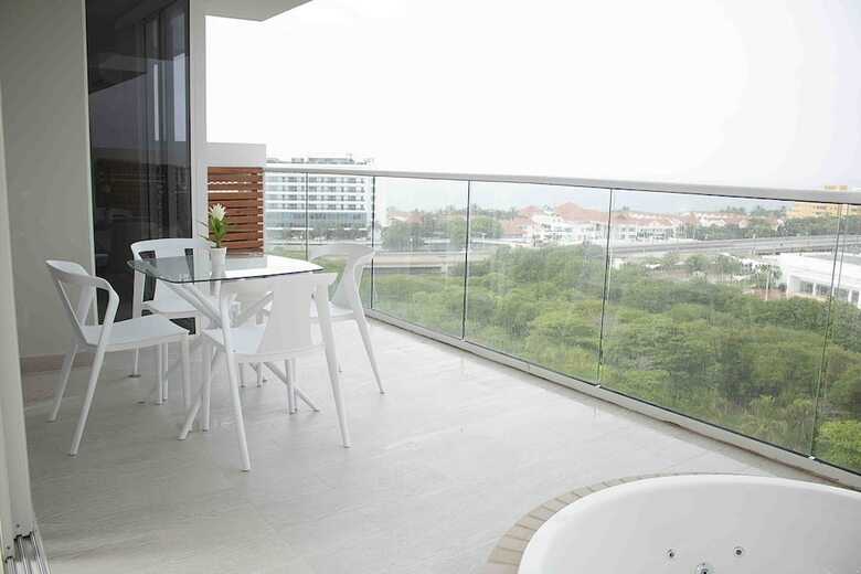Apartamentos Martinique By Nomad Guru