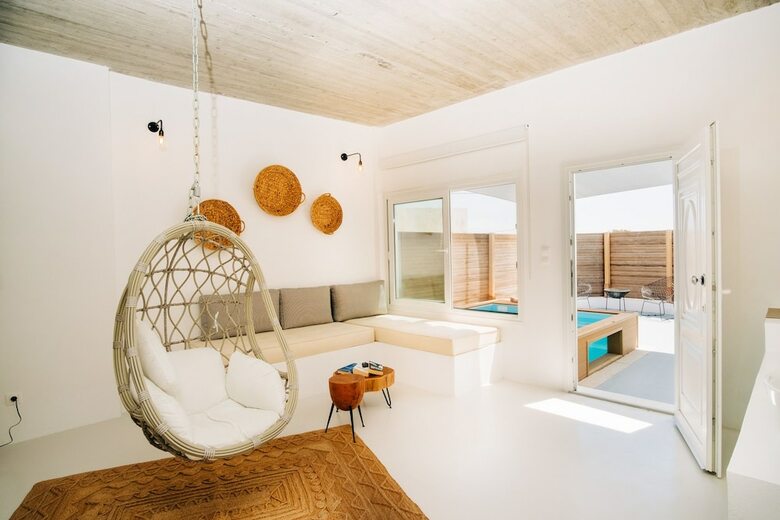 Hotel Mesanto Luxury Suites