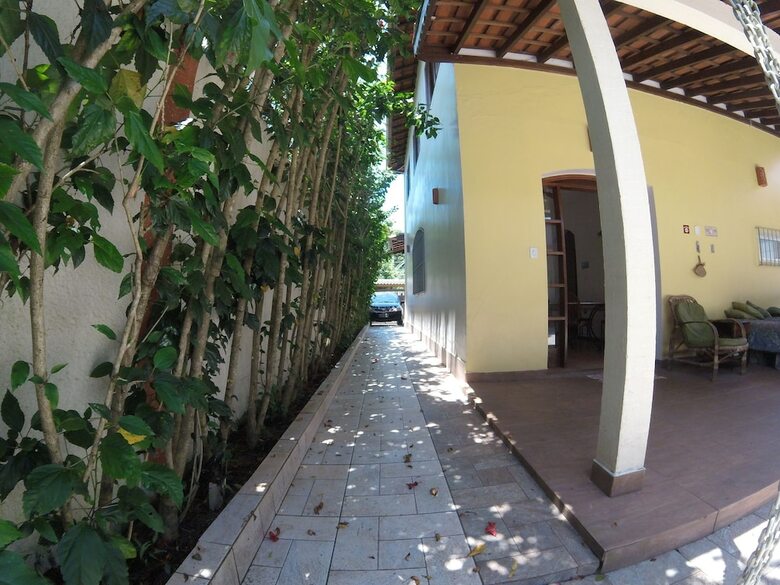 Hostal Bertioga Beach Hostel