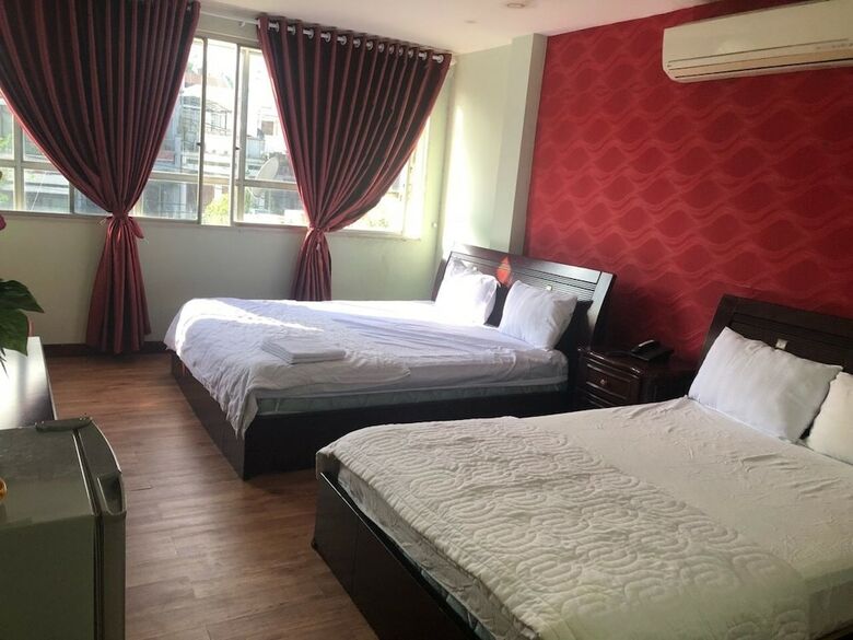 Oyo 627 Long Son Hotel