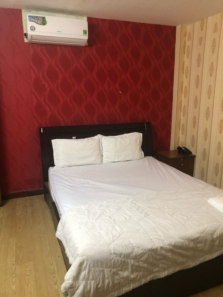 Oyo 627 Long Son Hotel
