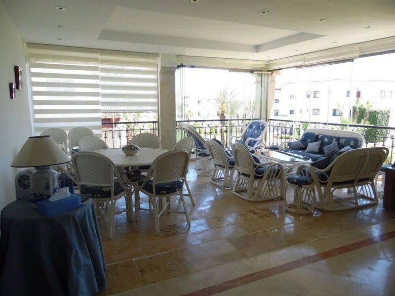 Apartamentos App Akl