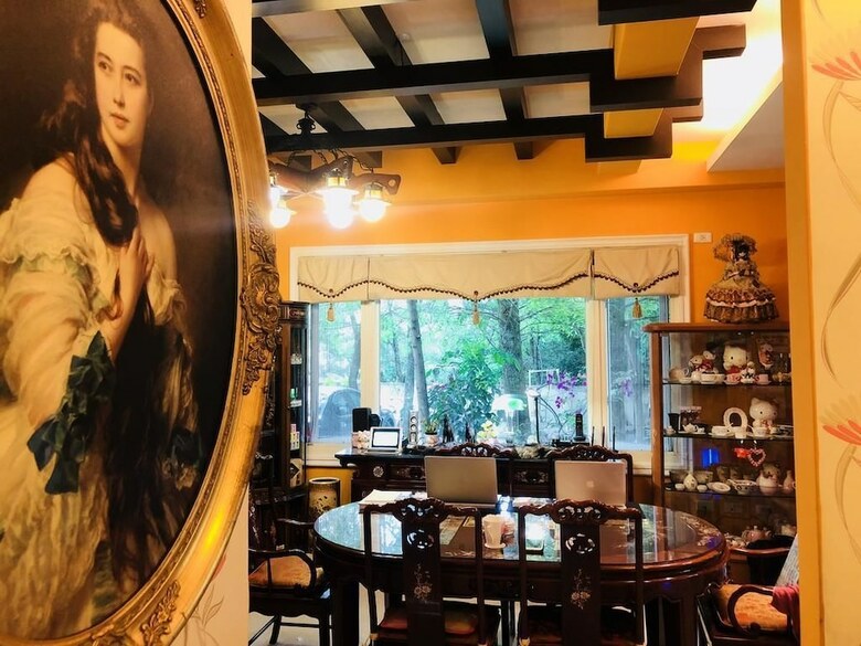 Bed & Breakfast Corner Love Homestay