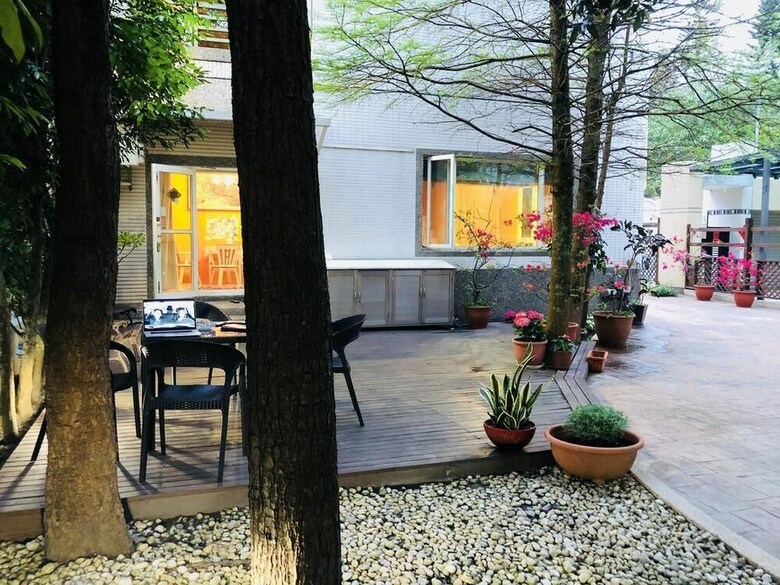 Bed & Breakfast Corner Love Homestay
