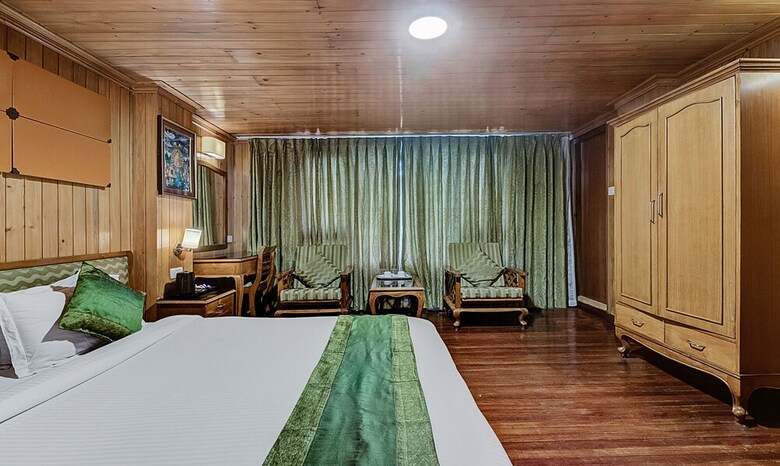 Treebo Trend Dekeling Hotel