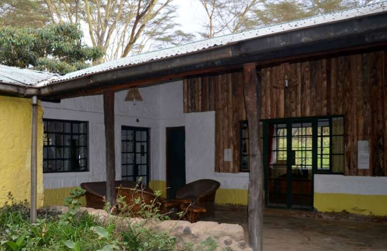 Ole Itiko Cottages