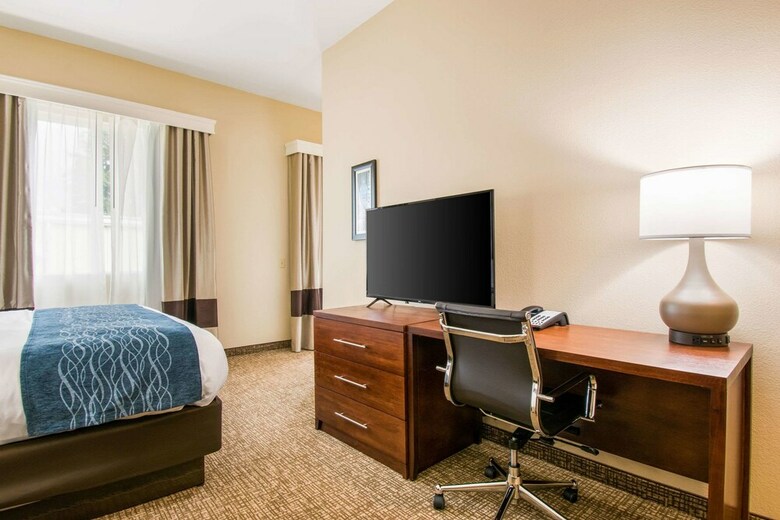 Hotel Comfort Inn & Suites Harrisburg - Hershey West