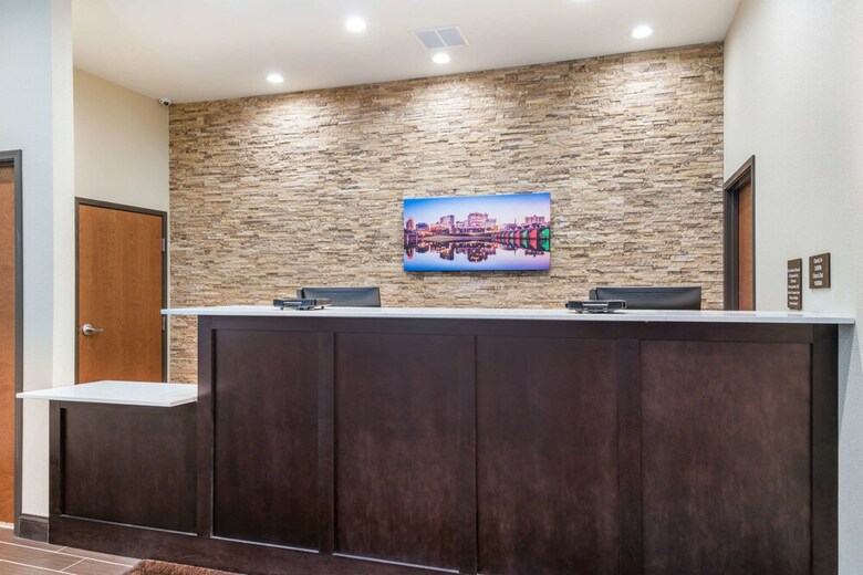 Hotel Comfort Inn & Suites Harrisburg - Hershey West
