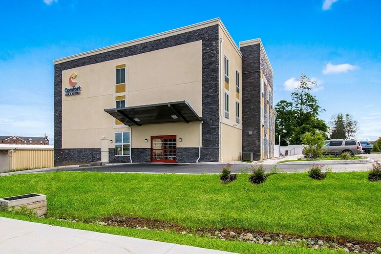 Hotel Comfort Inn & Suites Harrisburg - Hershey West