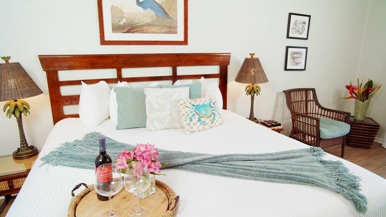 Hotel Coconut Palm Inn