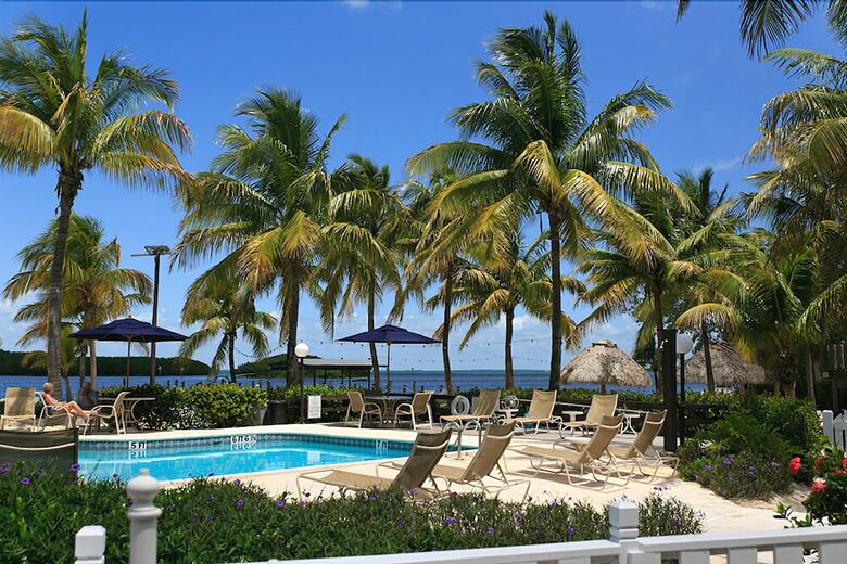 Hotel Coconut Palm Inn