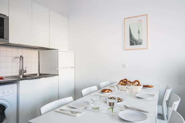 Apartments Elpilar Wedding