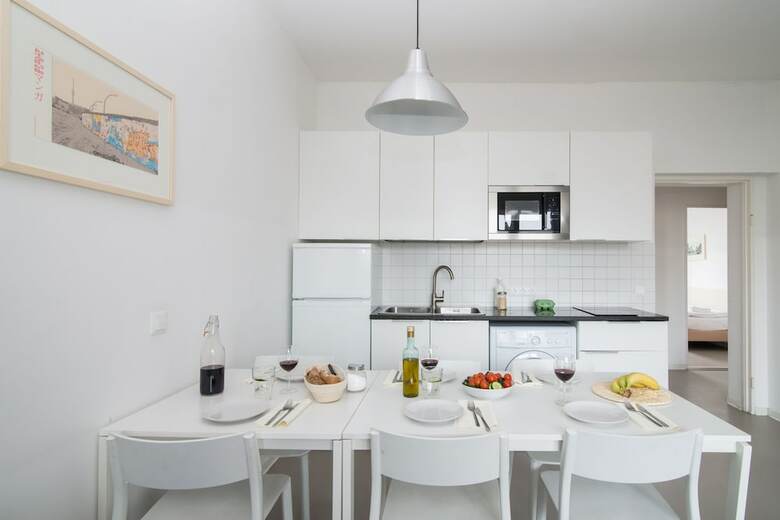 Apartments Elpilar Wedding