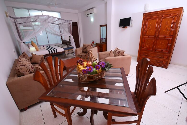Hotel Polhena Sea View