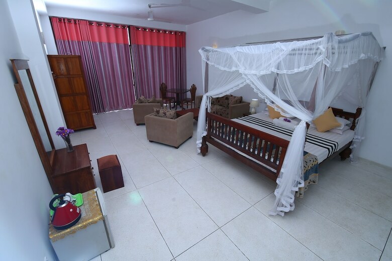 Hotel Polhena Sea View