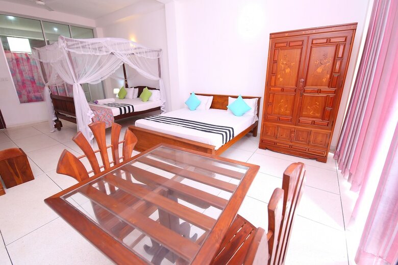 Hotel Polhena Sea View