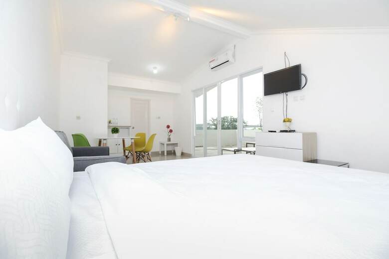 Hotel Sky Residence Syariah Petukangan 1