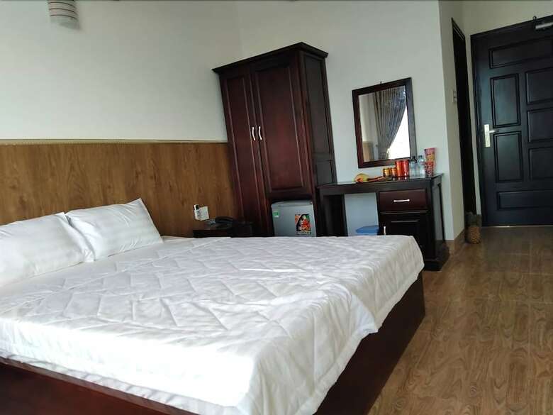 Moon Hotel