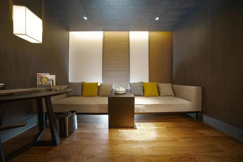 Pury Hotel