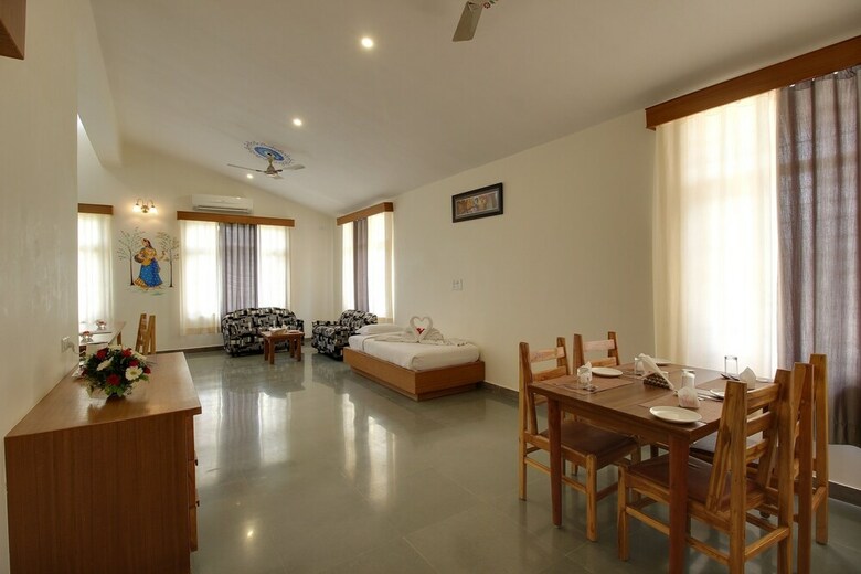 Hotel Palm Valley Svasti Resort