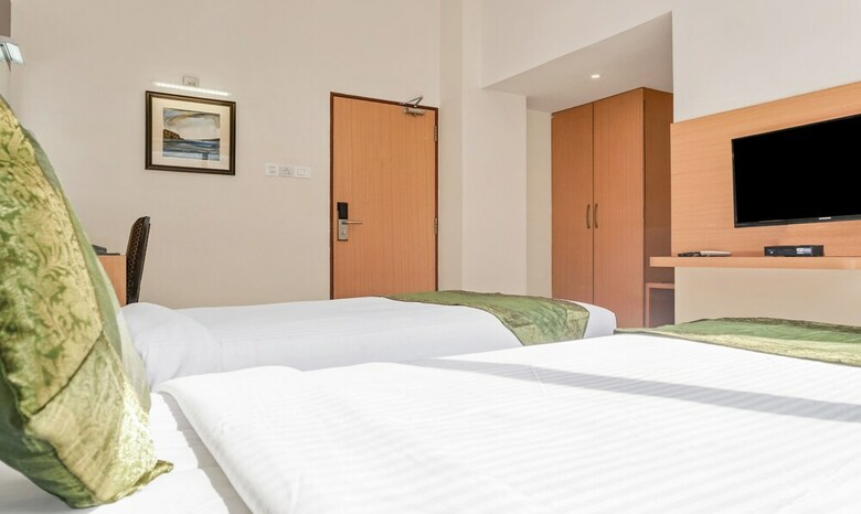 Hotel Treebo Rathi Residency