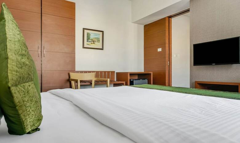 Hotel Treebo Rathi Residency
