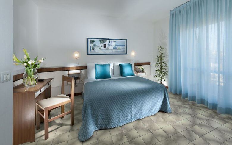 Hotel Paris Resort