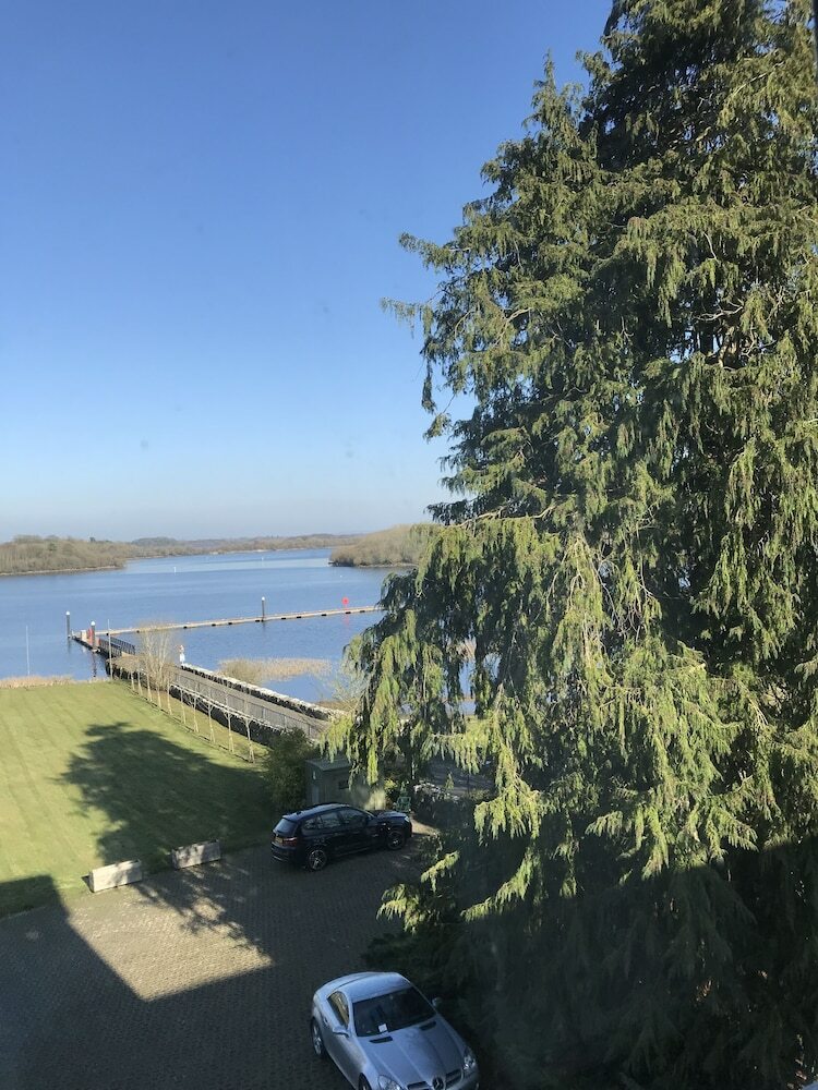 Hotel Knockninny Country House & Marina