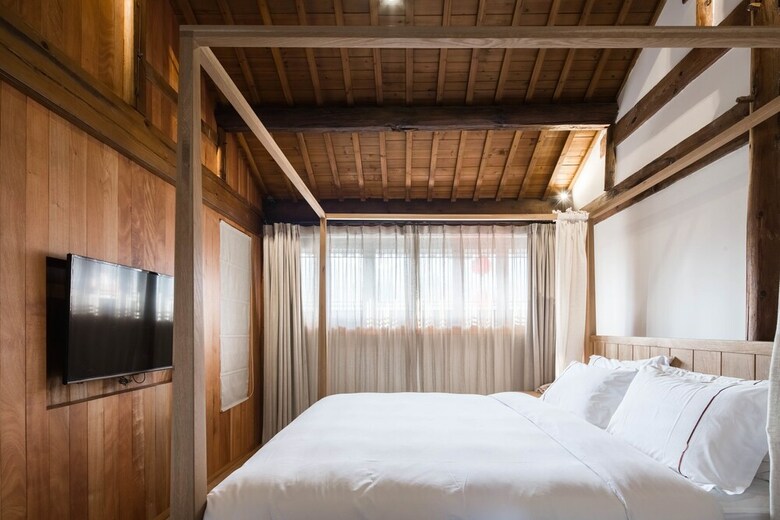 Hotel Huanghsan Su House