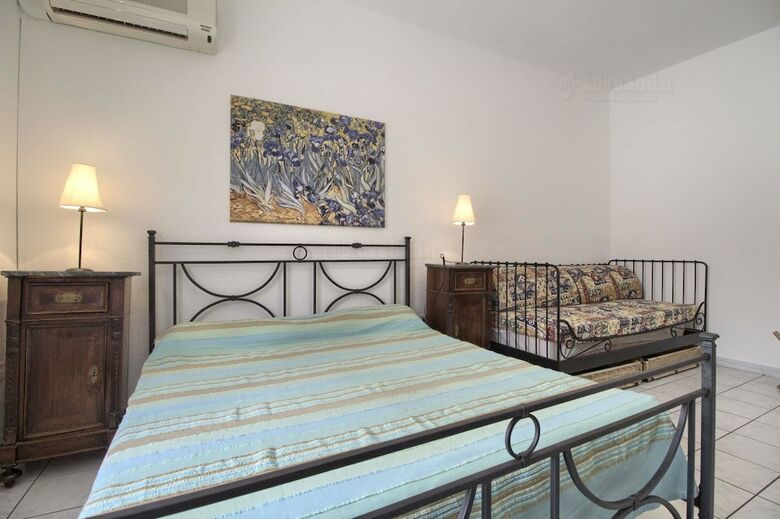 Apartamento Sunset Greg, Lovely Front Bay Terraced House