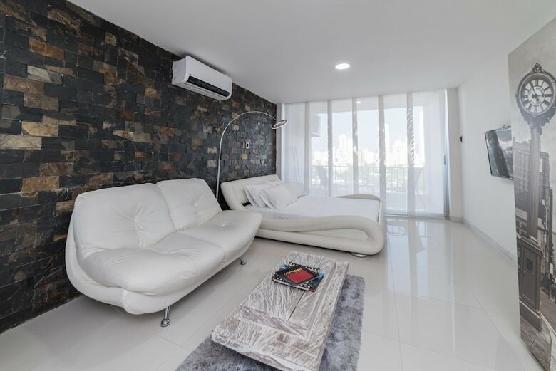 Crist�foro Apartments By Nomad Guru