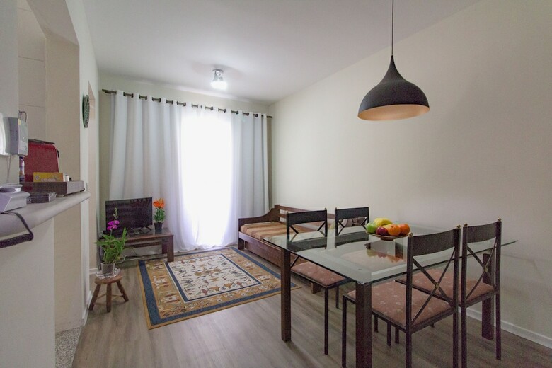 Apartamento Na Rua Frei Caneca 750
