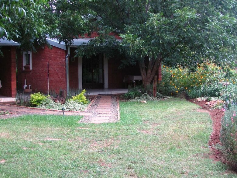 Hotel Millstream Inn Guesthouse